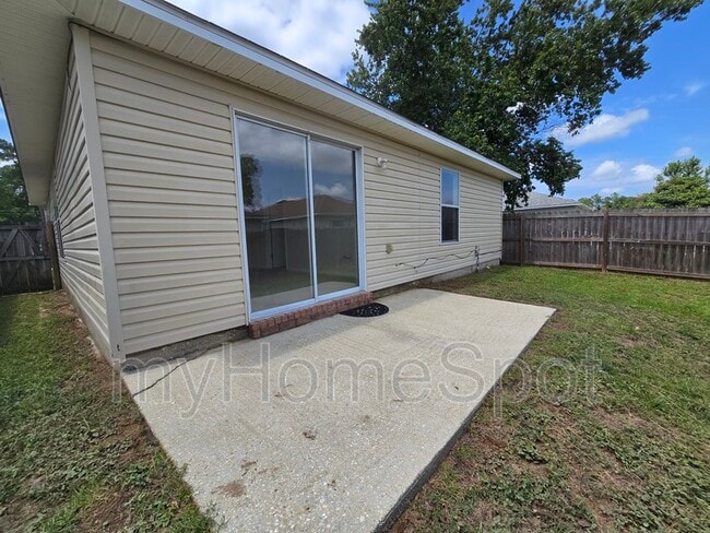 Building Photo - 1082 Antigua Cir