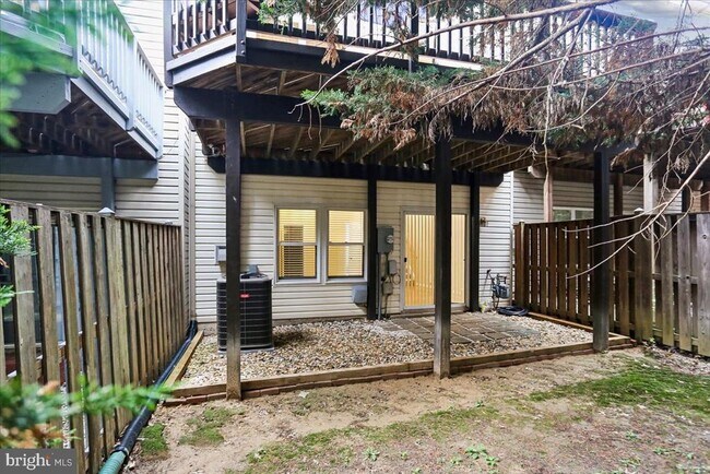 Building Photo - 2943 St Helen Cir