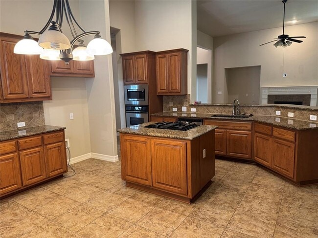 Building Photo - 1220 Pine Forest Cir