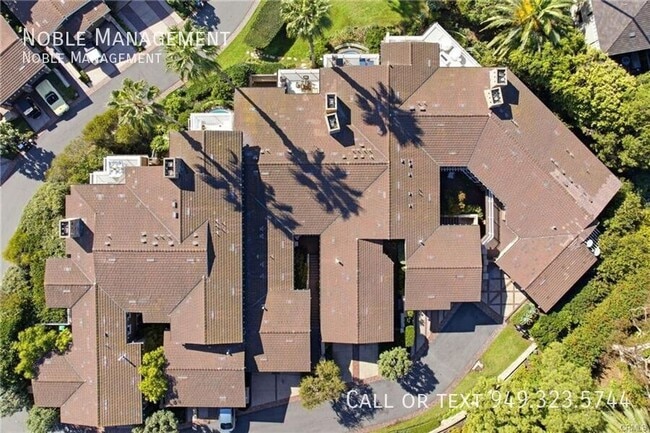 Building Photo - 5 Stickley Dr