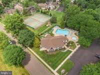 Building Photo - 301 SASSAFRAS Ct