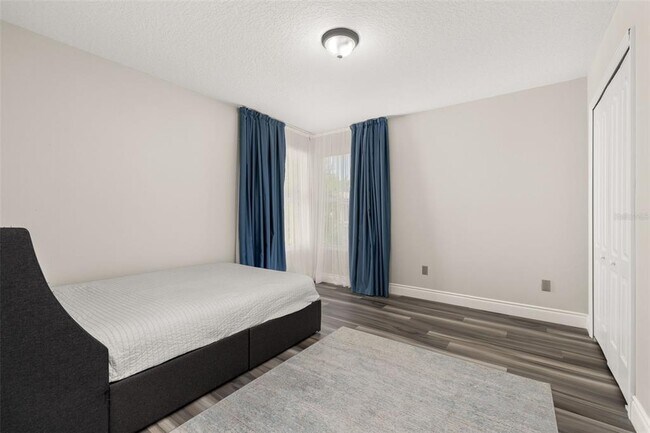 Building Photo - 13247 Hatherton Cir
