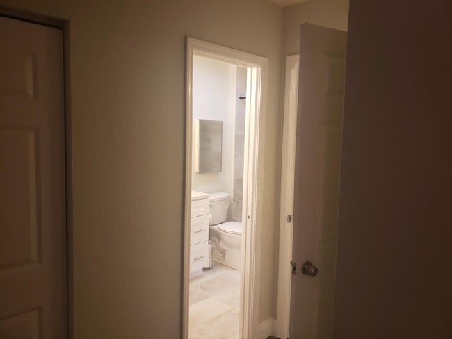 Building Photo - 3860 Coral Tree Cir