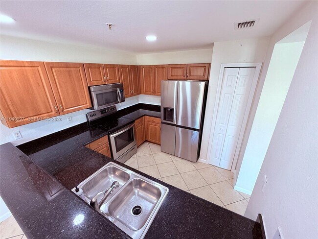 Building Photo - 11202 NW 83rd St