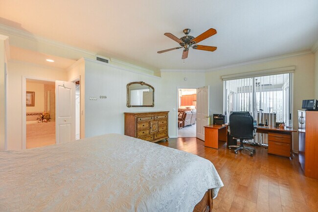 Building Photo - 25031 Banbridge Ct