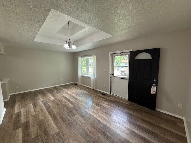 Building Photo - 3912 Delmont Dr