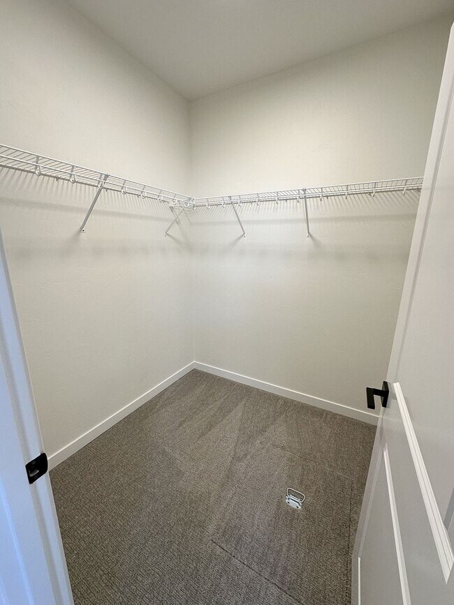 Building Photo - Brand New 3-Bed, 2-Bath Home for Lease – 1,877 sq ft in South Richland