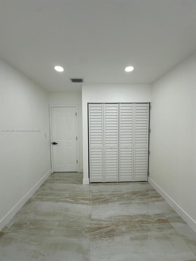 Building Photo - 19823 SW 119th Ct