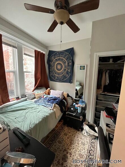 Building Photo - 115 Salem St