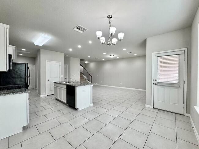 Building Photo - 113 Homily Dr