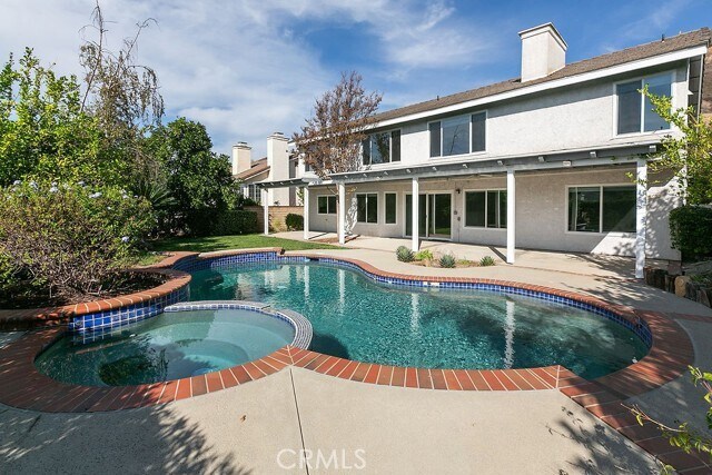 Building Photo - 29950 Rolling Ridge Dr