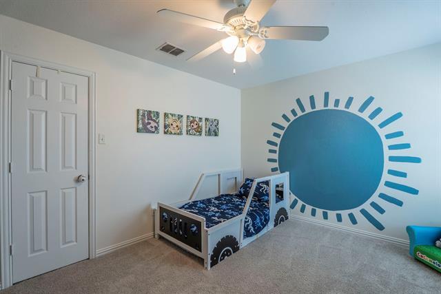 Building Photo - 1404 Kittyhawk Dr