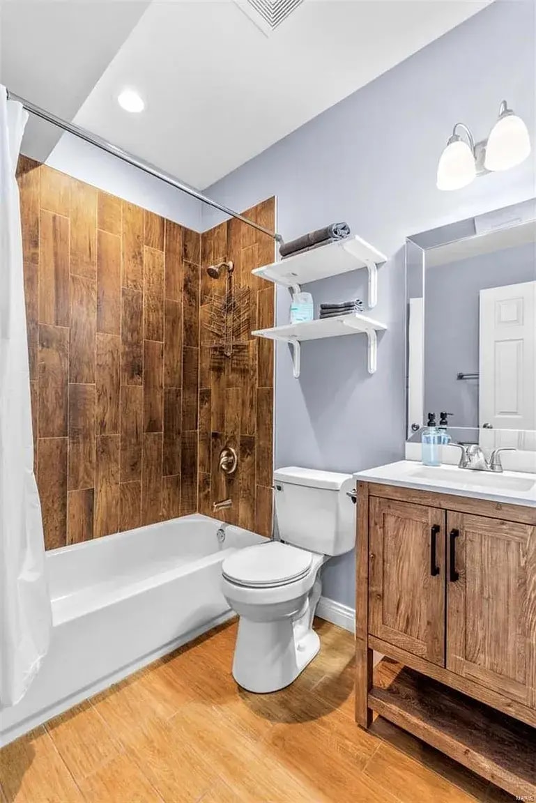 Building Photo - 3338 Greenwood Blvd