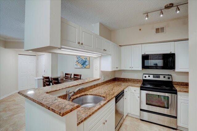 Building Photo - 2221 Tuscany Way