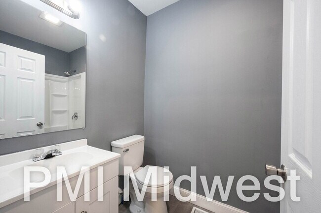 Building Photo - 119 N Colorado Ave