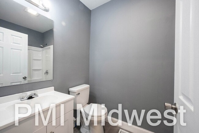 Building Photo - "Charming 2-Bed, 2-Bath Duplex at 119 North Colorado Ave – Your Cozy 1008 Sq Ft Home Awaits!"