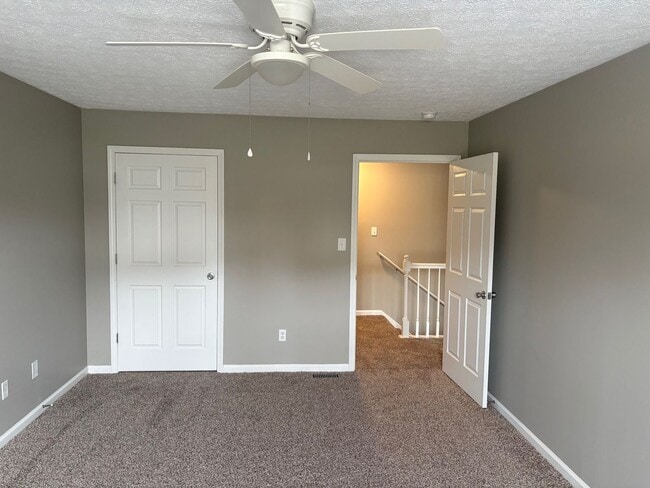 Building Photo - 804 Barry Ct