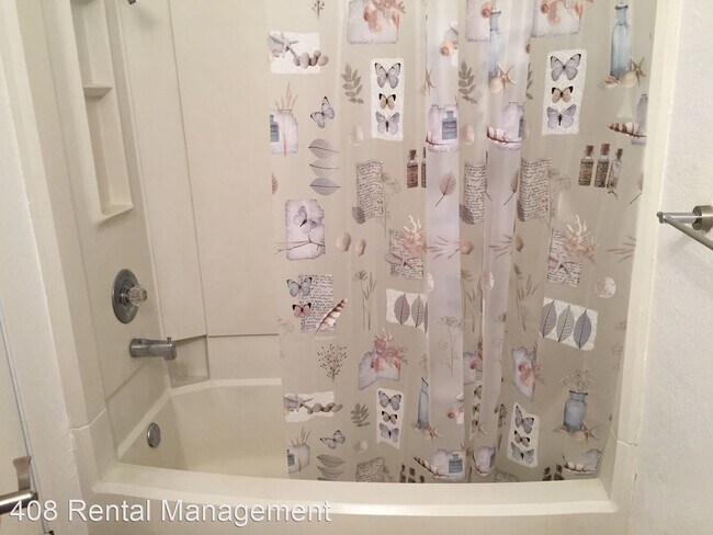 Building Photo - 1 br, 1 bath House - 5711 Makati Circle #B