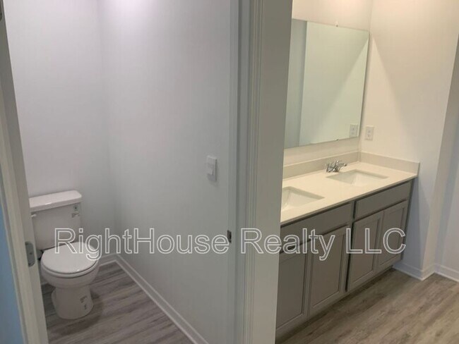 Building Photo - 3425 Nettle Loop