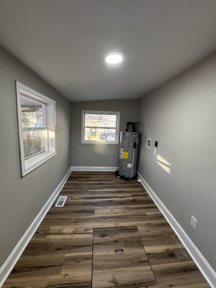 Building Photo - 505 W Columbus Ave