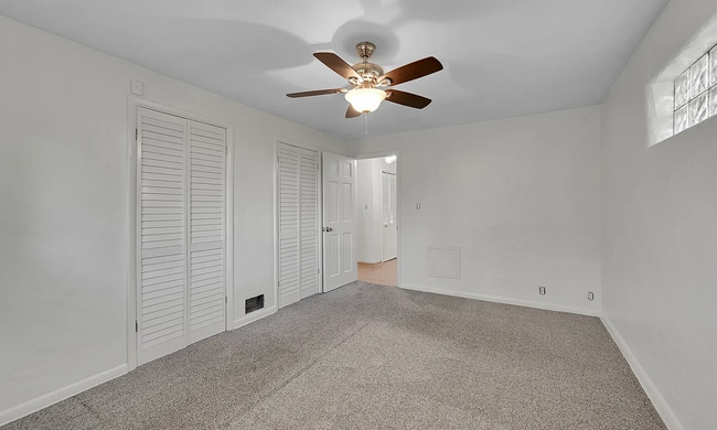 Building Photo - 4265 Brentwood St