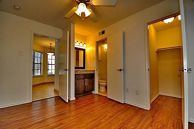Building Photo - 6910 Skillman St