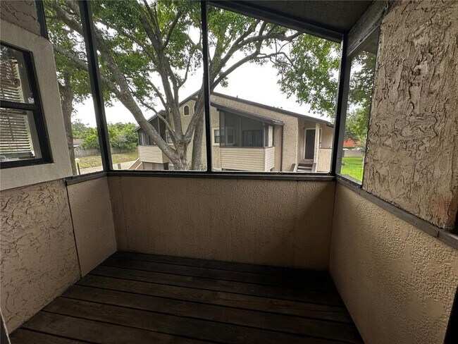 Building Photo - 2942 Antique Oaks Cir