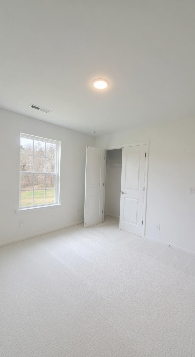 Building Photo - 5537 Hydrangea St