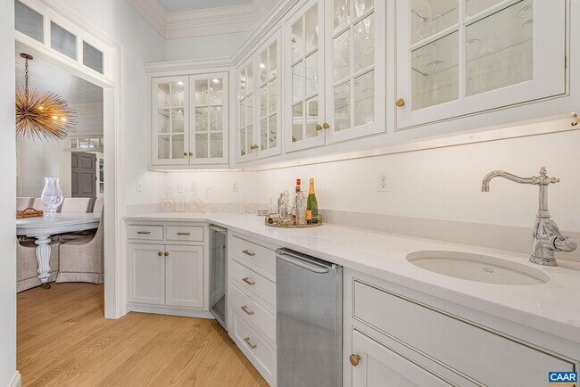 Building Photo - 000 Ragged Mountain Dr