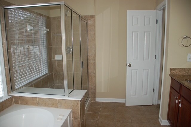 Building Photo - 4051 Orchard Rd