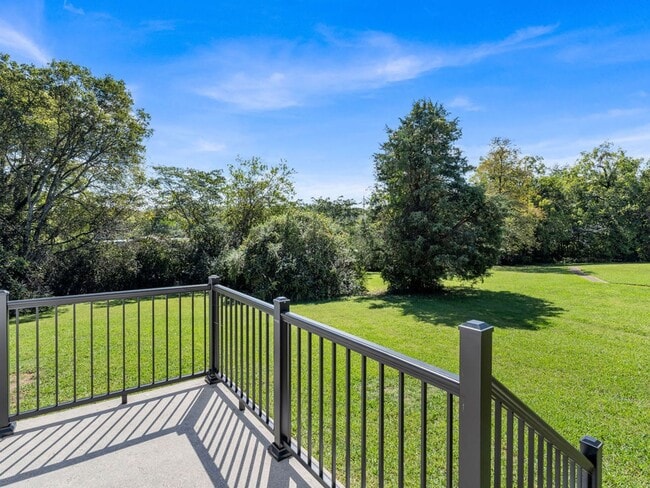 Building Photo - Oak Ridge 37830 - 1 Bedroom, 1 Bath Quadpl...