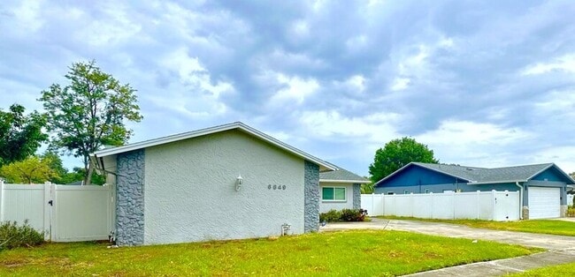 Building Photo - 6849 99th Ave