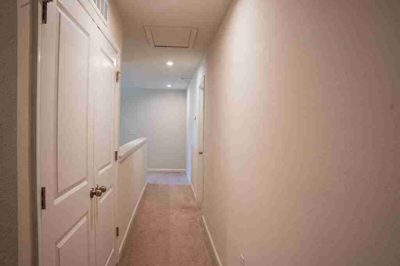 Building Photo - 308 Fiddlewood Ct