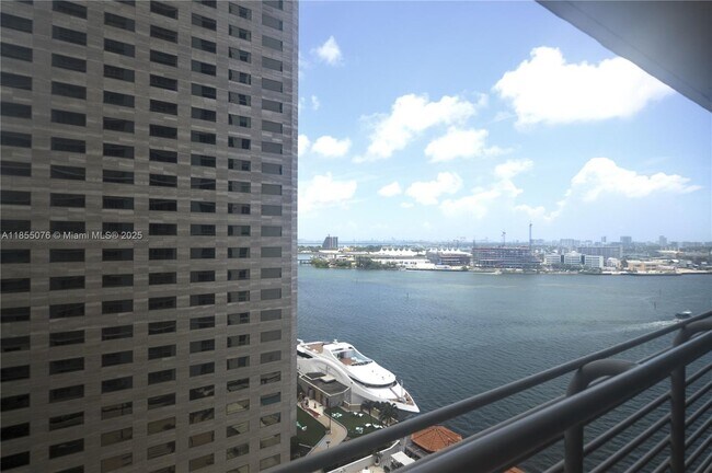 Building Photo - 335 S Biscayne Blvd