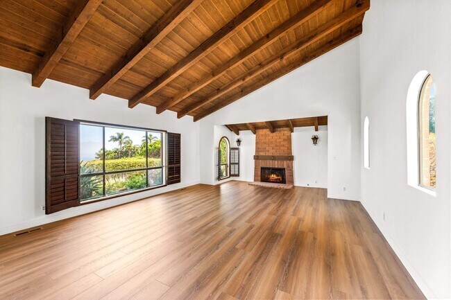 Building Photo - 3636 Malibu Country Dr