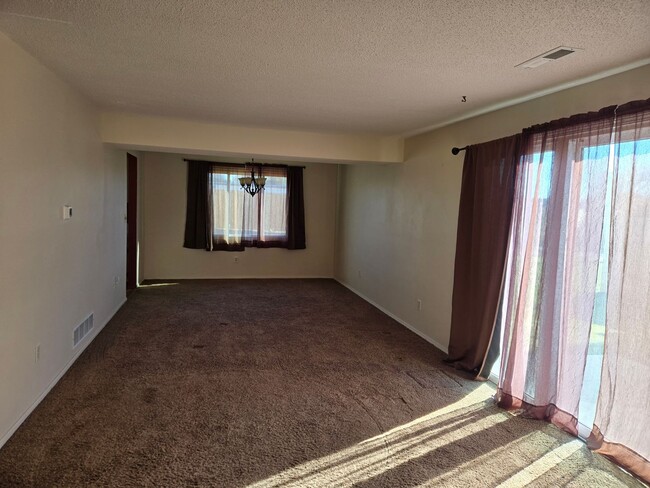 Building Photo - 7318 Wrangler Trail