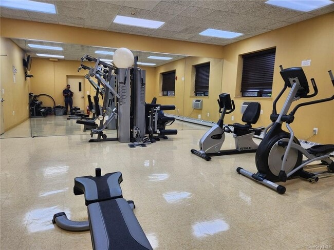 Building Photo - 1275 Grant Ave