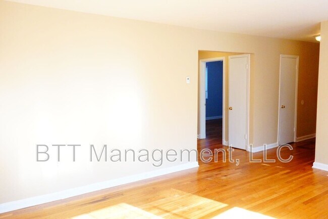 Building Photo - 4013 38th St