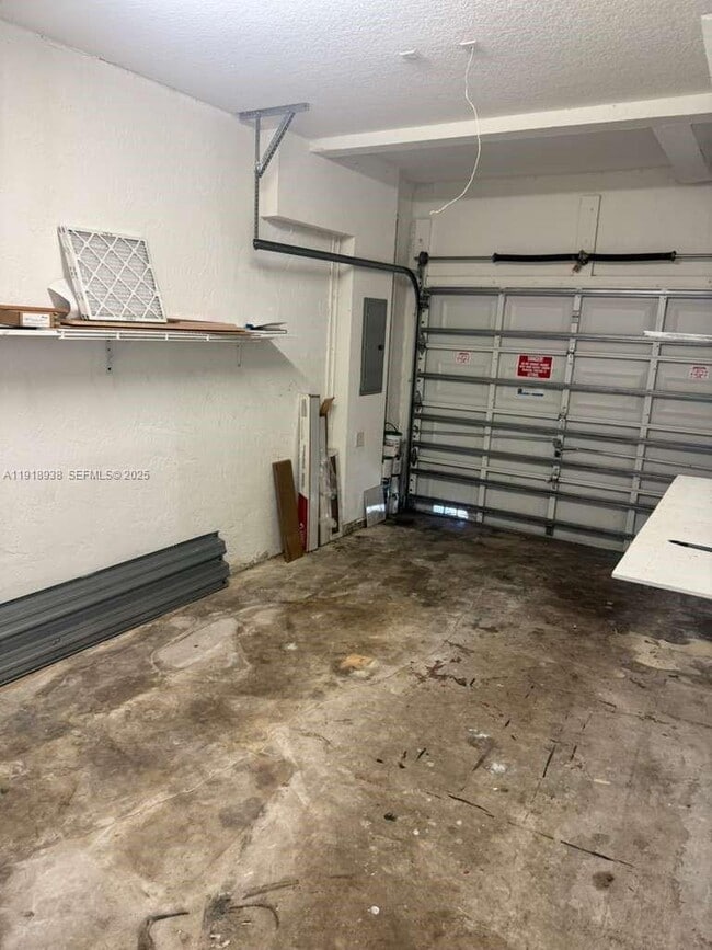 Building Photo - 3970 NW 90th Way