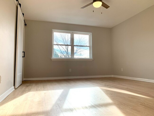 Building Photo - 100 Marcy St