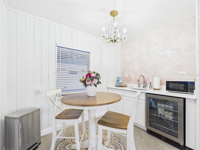 Building Photo - 222 7th St NW