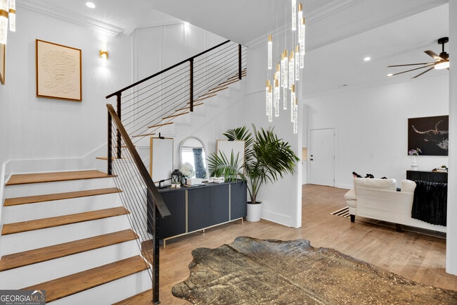 Building Photo - 1774 Vesta Ave