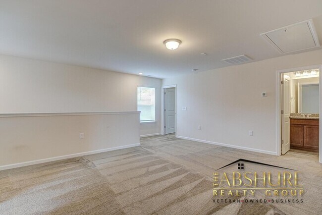 Building Photo - 2123 Water Marsh Trl