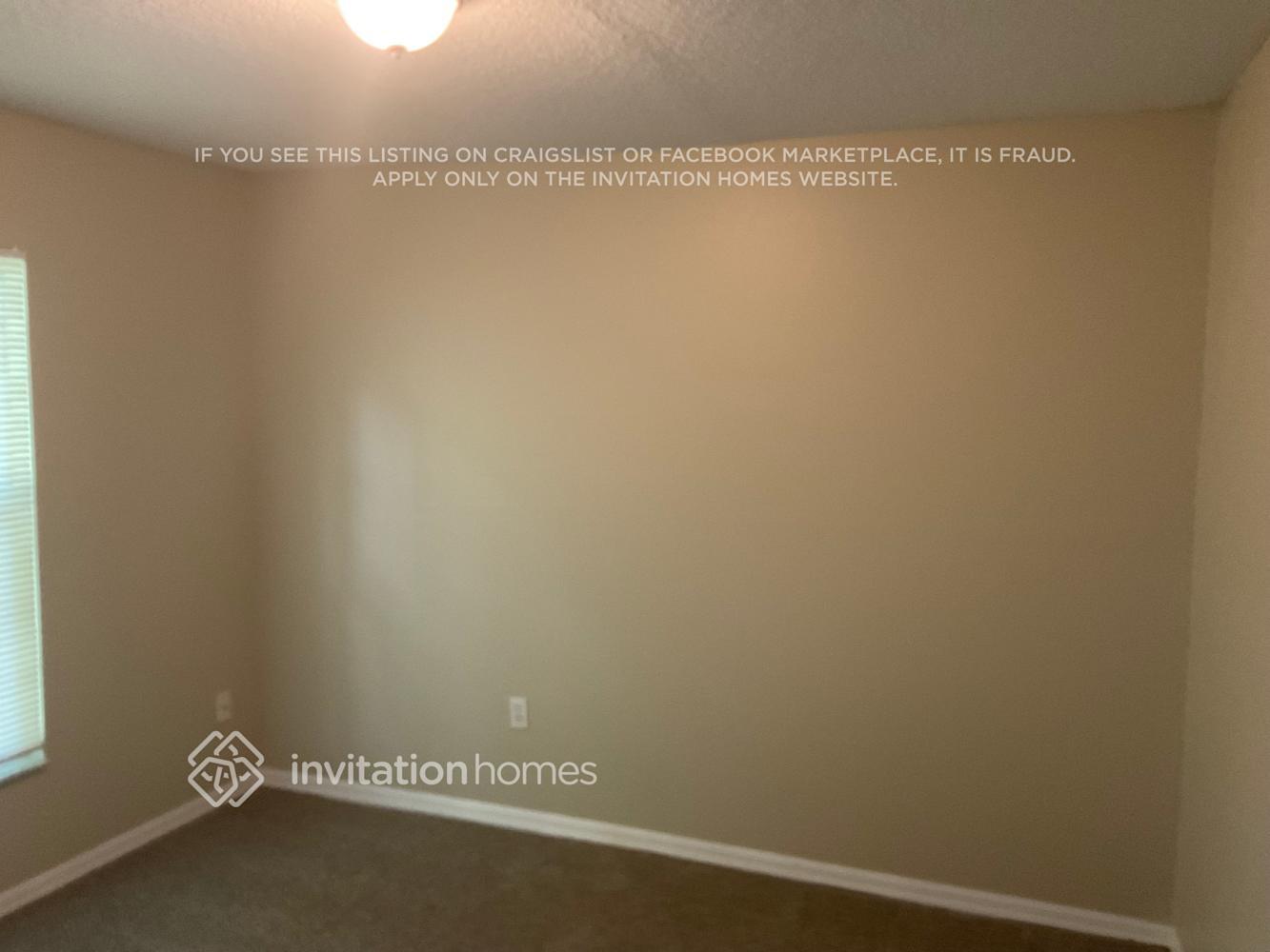 Building Photo - 913 W Lake Cannon Dr NW