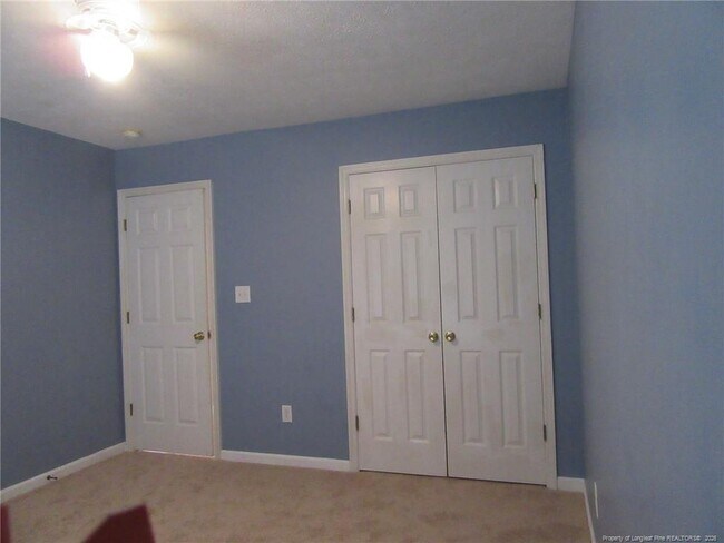 Building Photo - 6720 Jacobs Creek Cir