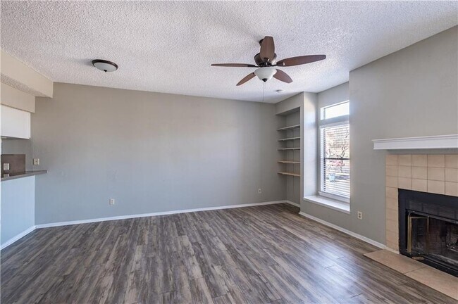 Building Photo - 5305 Indio Cove