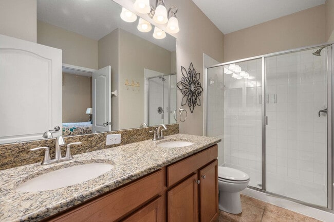 Building Photo - 1479 Moon Valley Dr