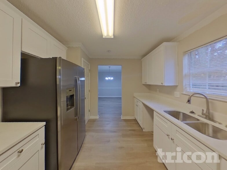 Building Photo - 822 Cascade Crossing