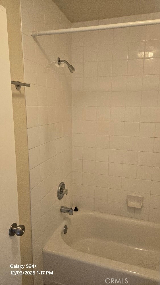 Building Photo - 10683 Walnut St