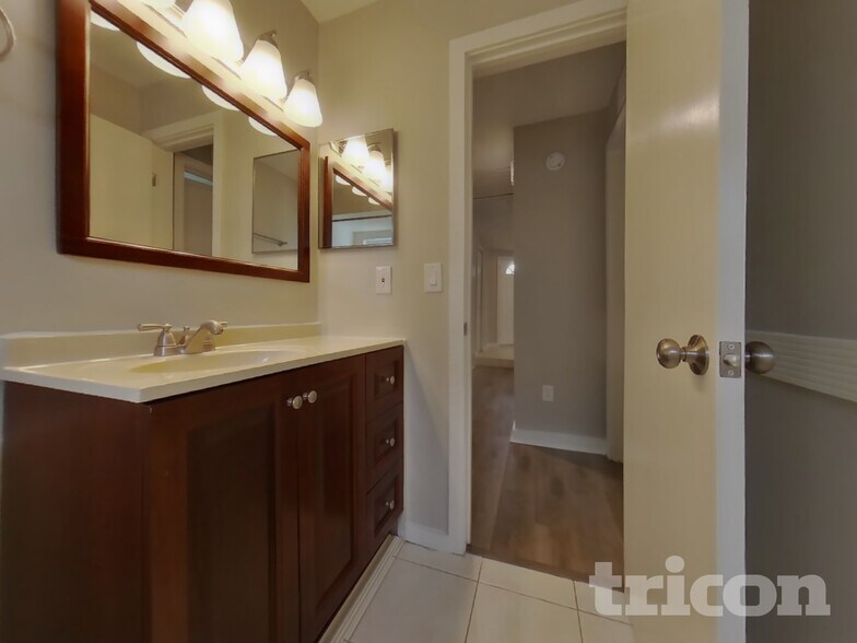 Building Photo - 316 E Citrus St